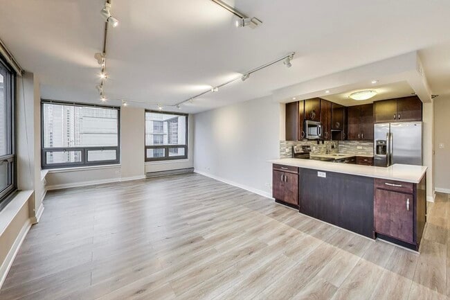 Building Photo - 440 N Wabash Ave