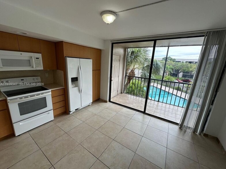 Building Photo - 8540 SW 133rd Avenue Rd