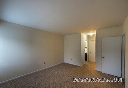 Building Photo - 14 Westgate Dr