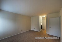 Building Photo - 12 Westgate Dr
