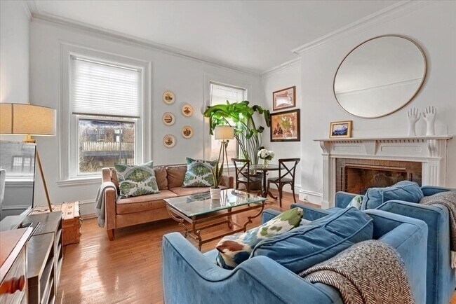 Building Photo - 240 Marlborough St