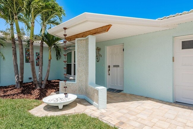 Building Photo - 4845 Shell Stream Blvd