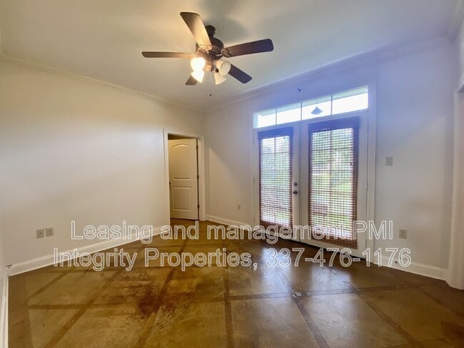 Building Photo - 888 S Kenilworth Pkwy