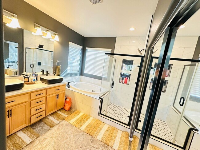 Building Photo - Smart 3-Bedroom Home with Solar & 2-Car Ga...