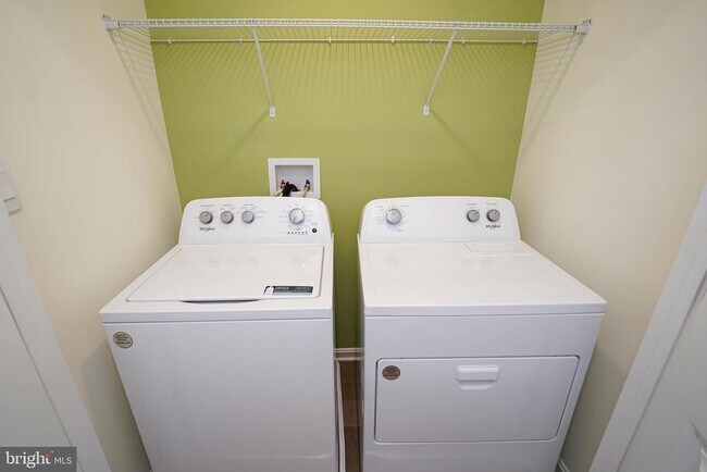 Building Photo - 1624 Severn St