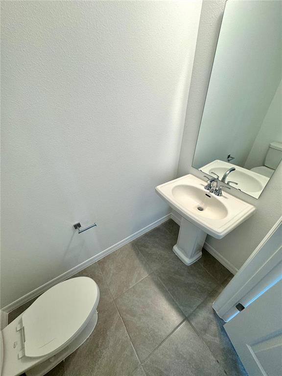 Building Photo - 15056 Windflower Aly