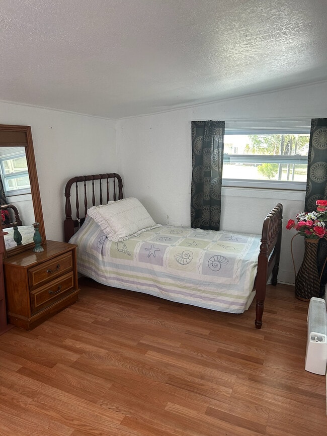 Building Photo - 3510 Woodland St