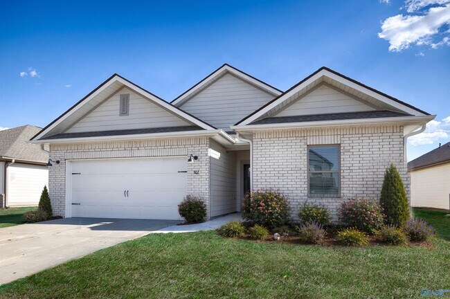 Building Photo - 302 Allene Wy