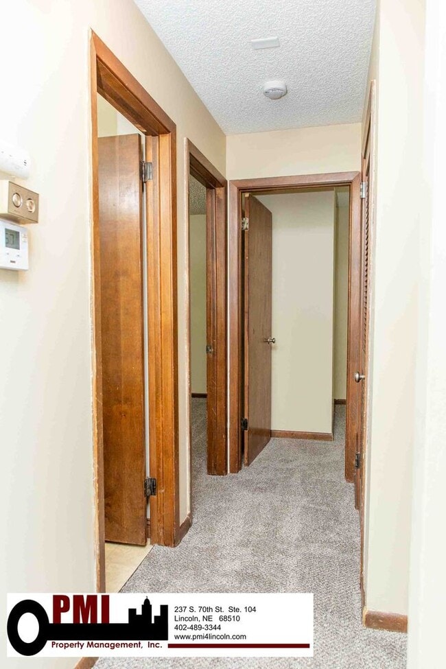 Building Photo - 3800/3802 Keith Cir