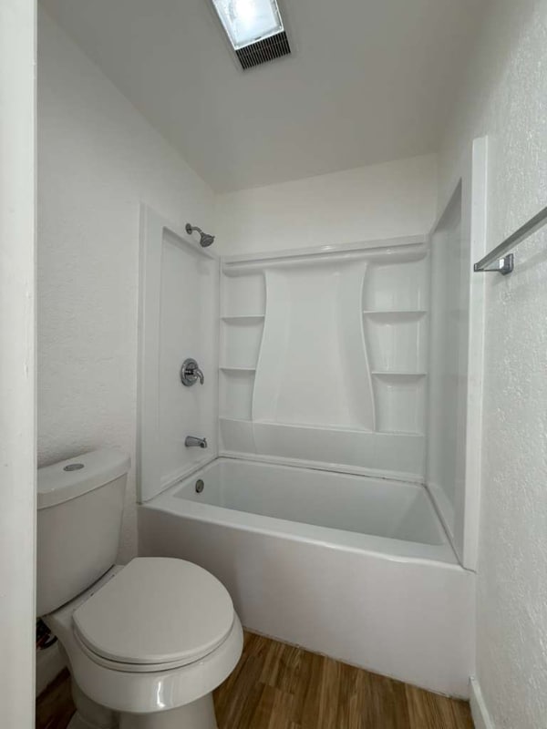 Building Photo - 4107 Hunting Path