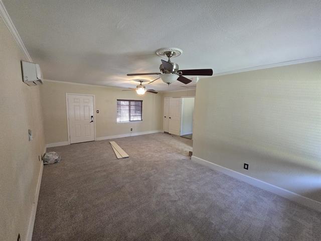 Building Photo - 1618 Sara Ln