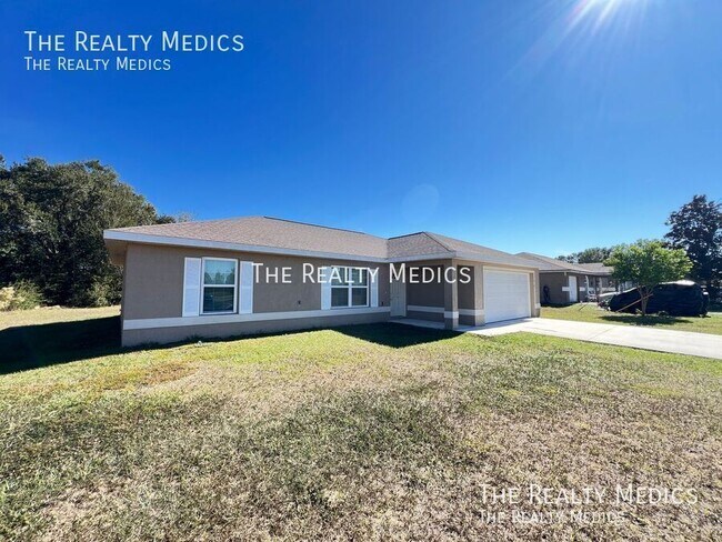 Building Photo - 16147 SW 17th Ave