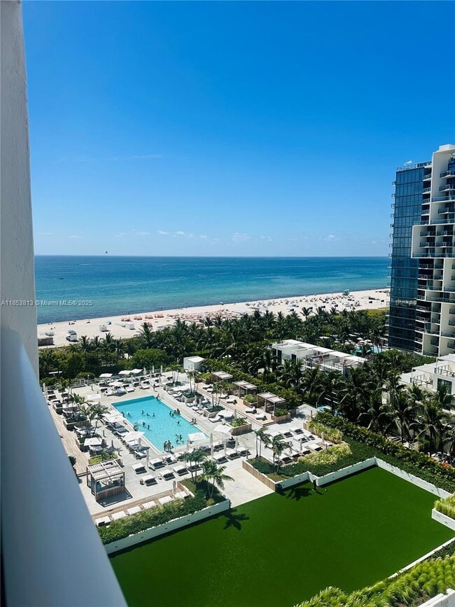 Building Photo - 2301 Collins Ave