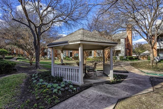 Building Photo - 12680 Hillcrest Rd