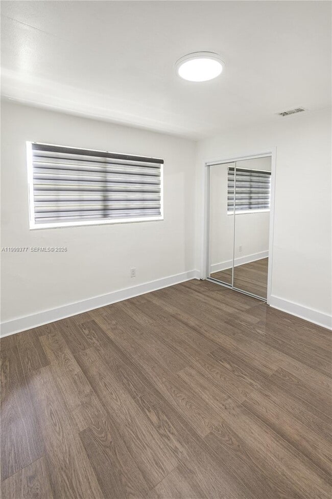 Building Photo - 7031 SW 27th Ct