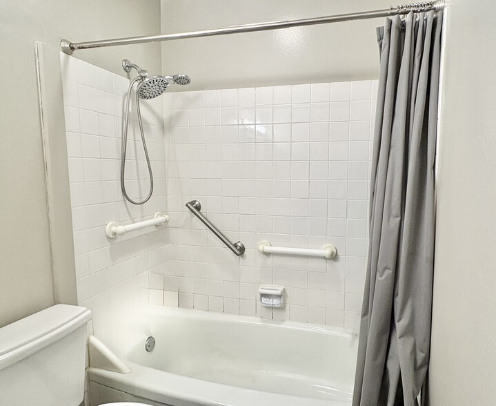 Building Photo - 6770 Chaffee Ct