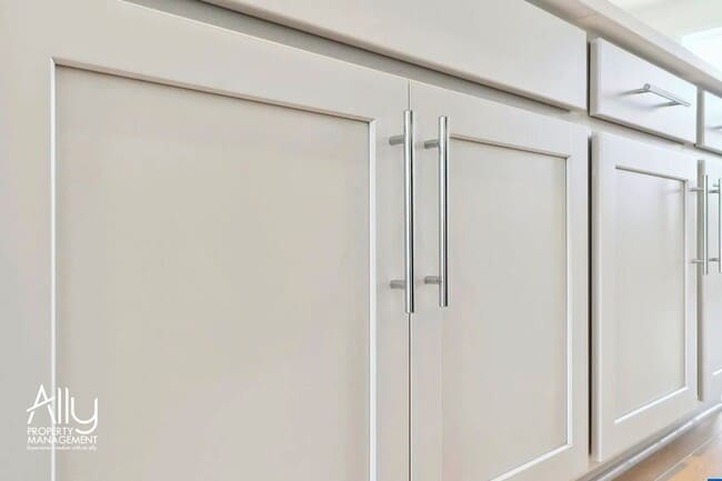 Building Photo - 4959 Lexi Ln