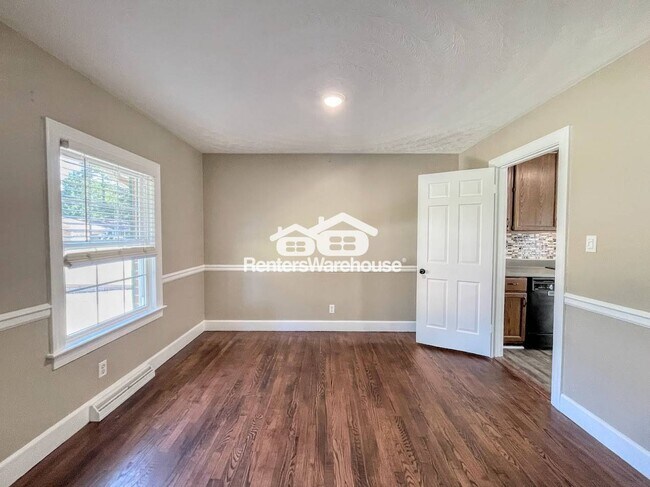 Building Photo - 2909 Duke of York Dr