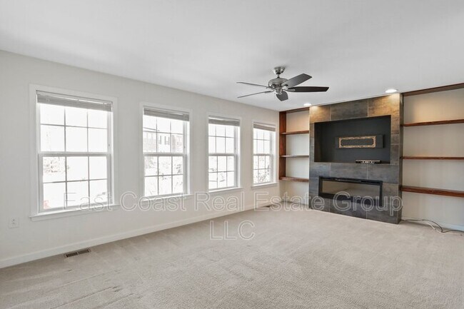 Building Photo - 43 Savage Ct