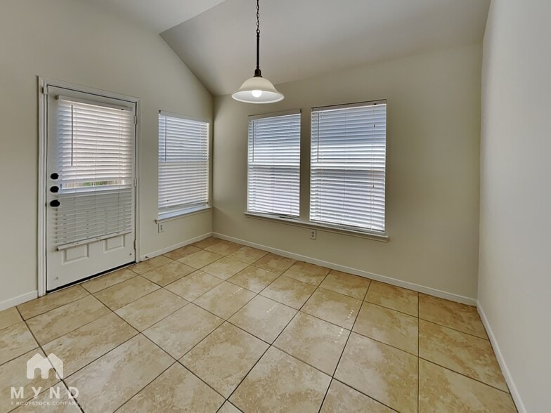 Building Photo - 19215 Mustang Pointe Ln