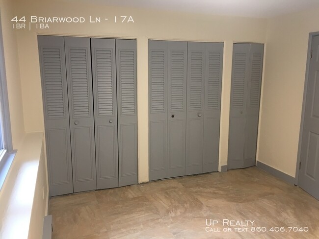 Building Photo - 40-44 Briarwood Ln