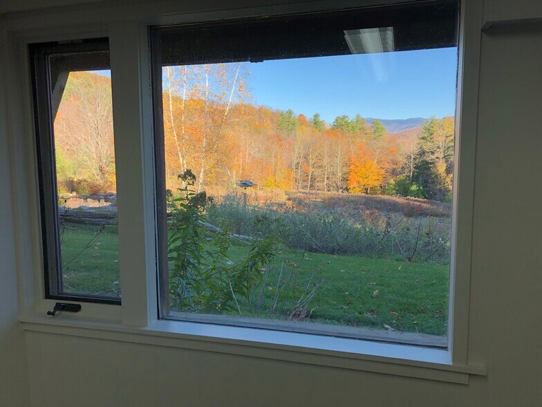 Building Photo - 2908 Lincoln Hill Rd