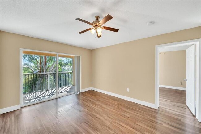 Building Photo - 3815 NW Mediterranean Ln