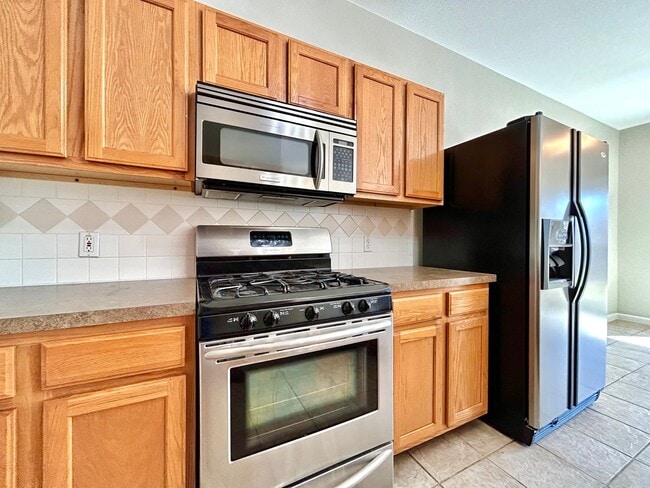 Building Photo - 4029 Barlow Dr