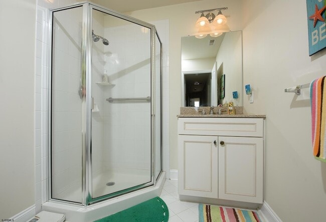 Building Photo - 213 N Jefferson Ave