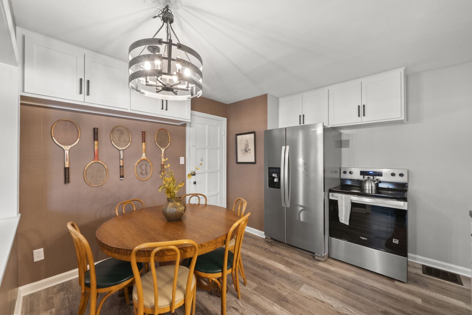 Building Photo - 1710 Hess Blvd