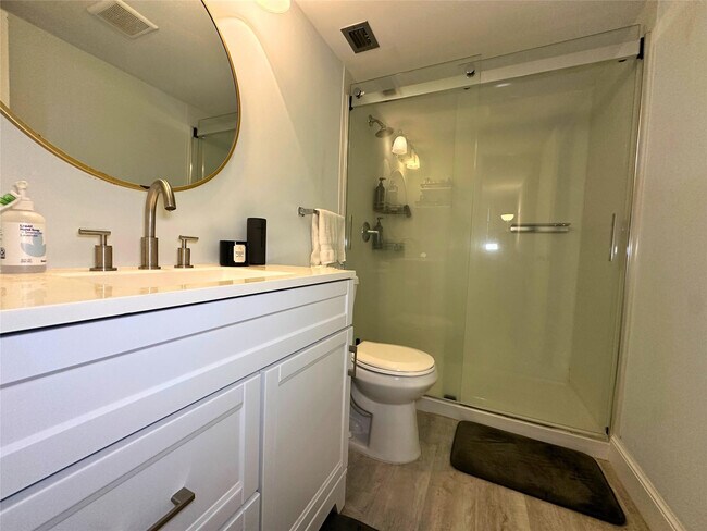 Building Photo - 2420 Deer Creek Country Club Blvd