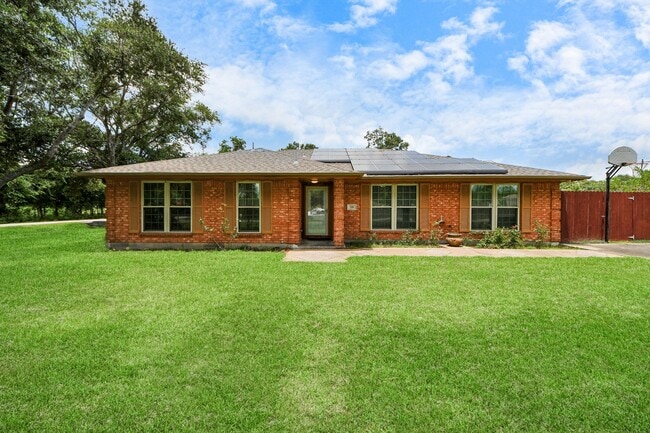 Building Photo - 118 Estate Dr