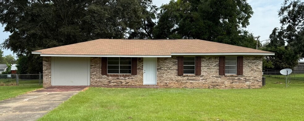 Primary Photo - 304 Morningview Rd