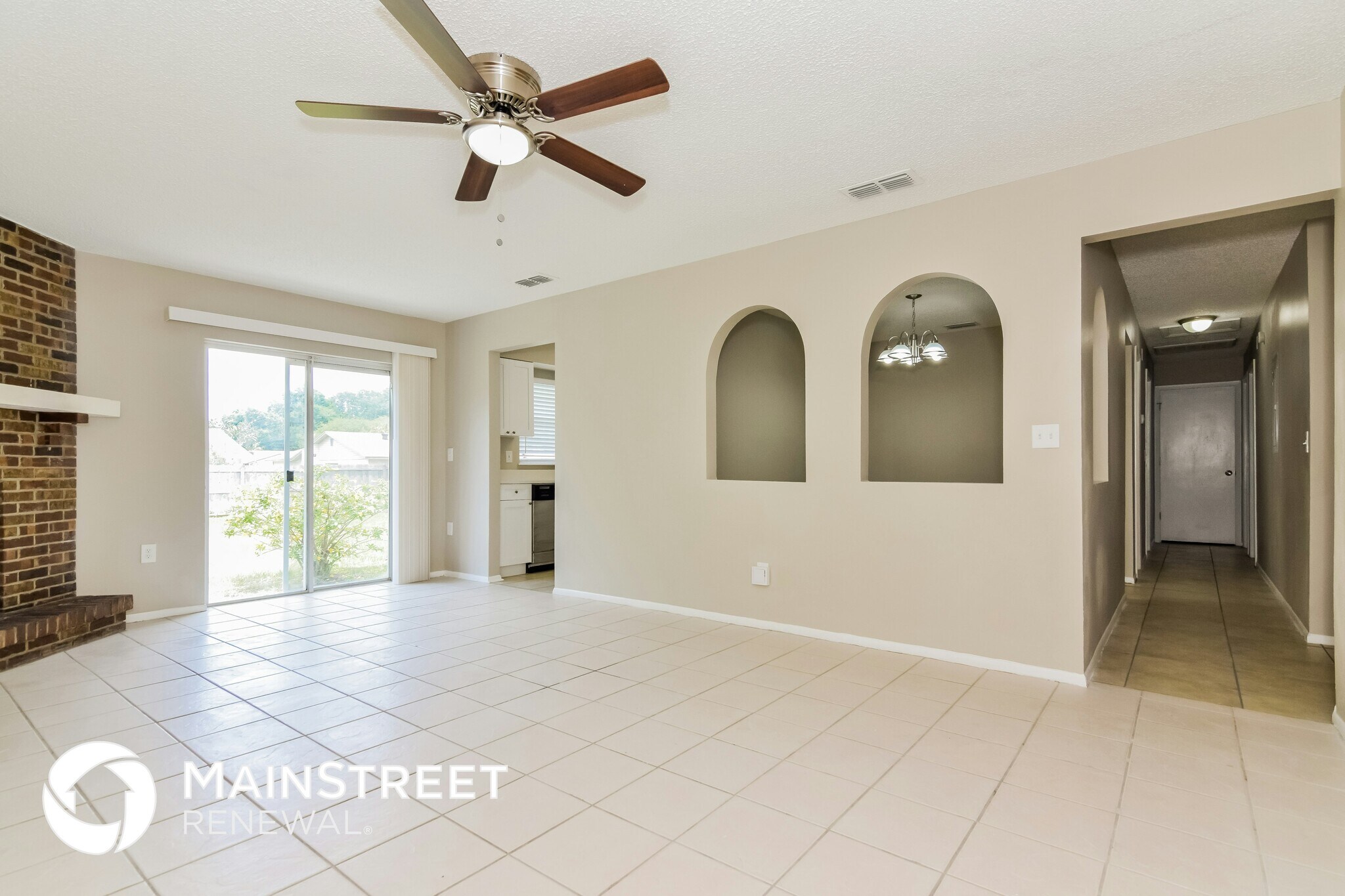 Building Photo - 839 Cinnamon Dr