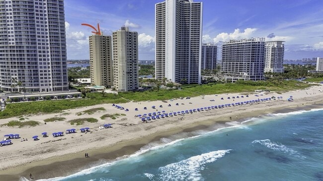 Building Photo - 2800 N Ocean Dr