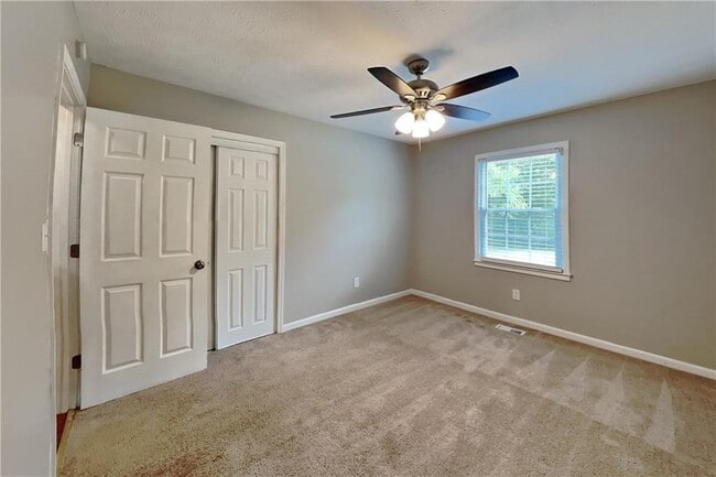 Building Photo - 1746 Charrington Way