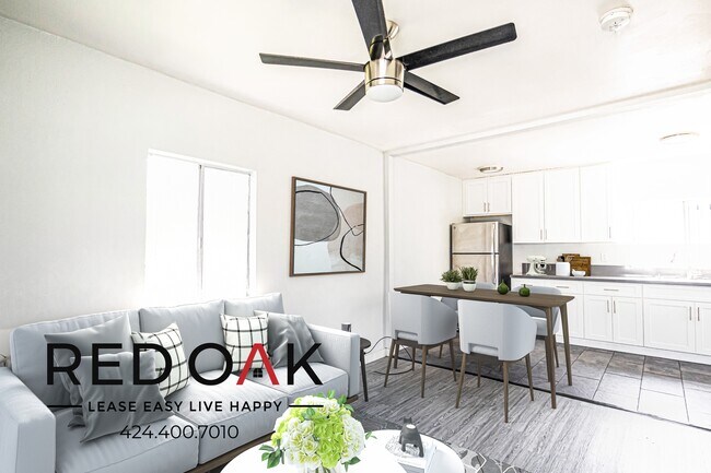 Building Photo - 1182 E 52nd St