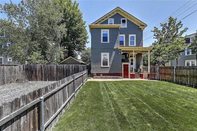 Building Photo - 35 Hammond St