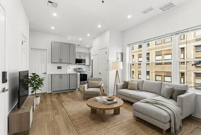 Primary Photo - 419 5th St