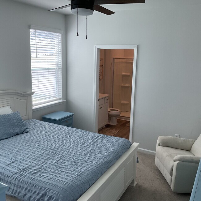 Building Photo - Coming Soon!! Resort-Style Living Near Beaufort & Bluffton | Pool, Fitness Center & Prime I-95 Ac...