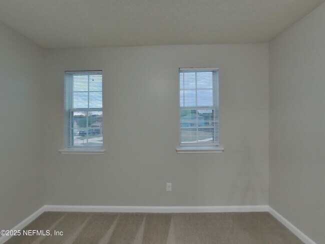 Building Photo - 11982 Alexandra Dr