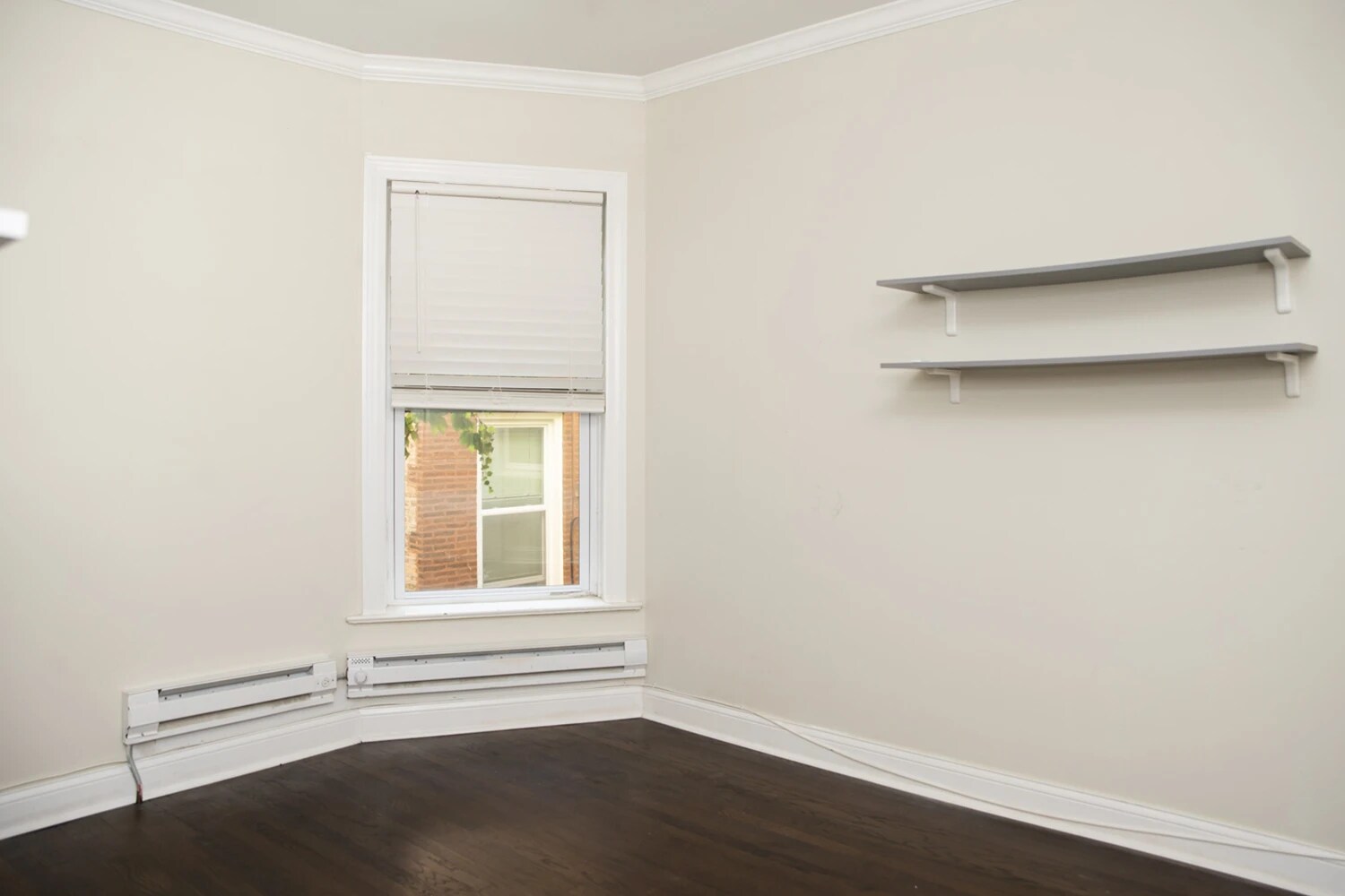 Building Photo - 943 Judson Ave