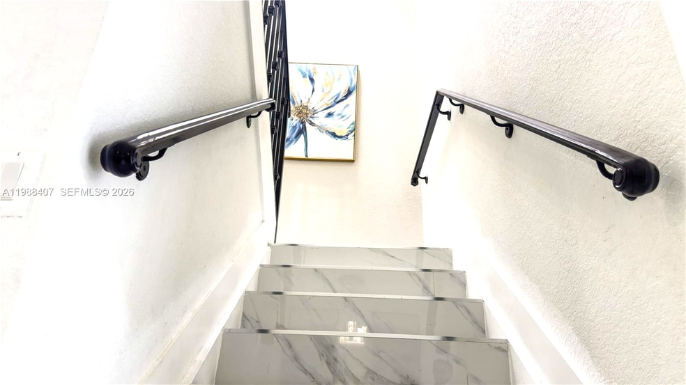 Building Photo - 3318 W 106th Ter