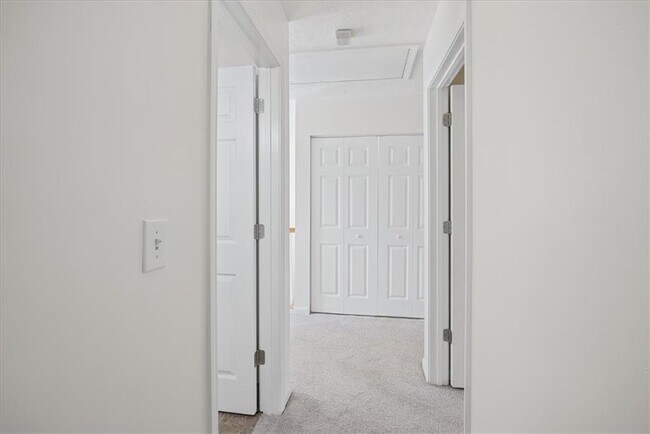 Building Photo - 506 Weatherstone Ct