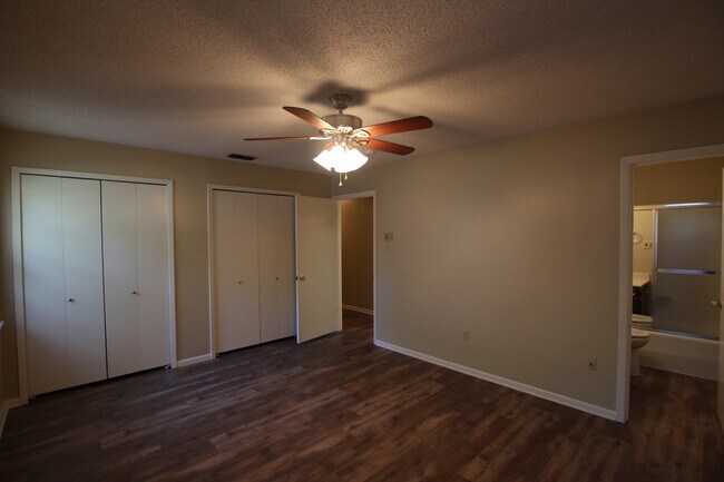 Building Photo - Coming Soon! Charming 3 Bedroom 2 Bath Home in Tyler!