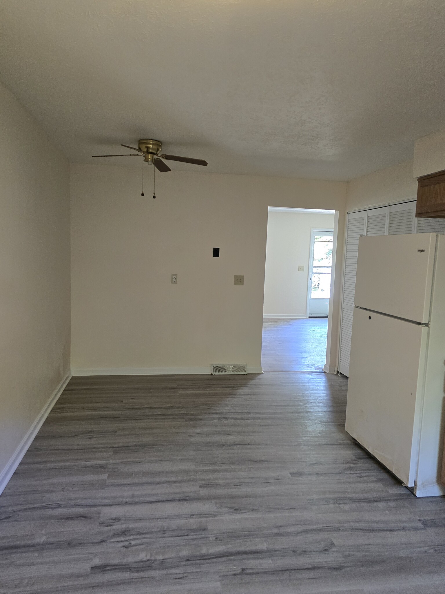 Building Photo - 941 Wittenberg Dr