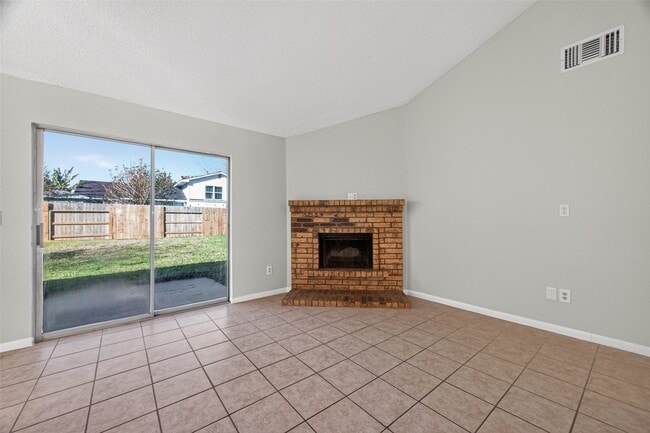 Building Photo - 5211 Devon Green Dr