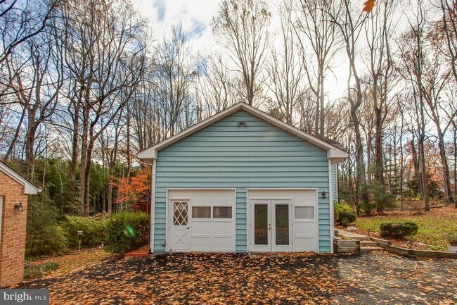 Building Photo - 12225 Tall Pines Ct