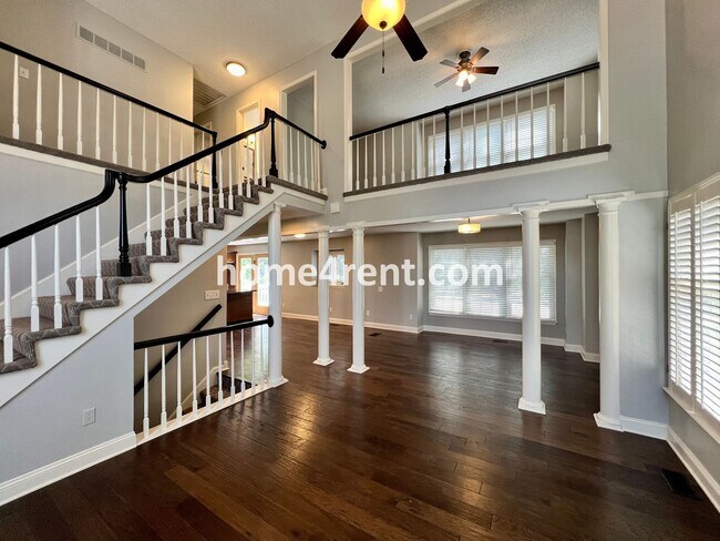 Building Photo - Fantastic Home in Blue Valley Schools w/ Hardwood Floors, Open Layout, Granite Counters, Finished...