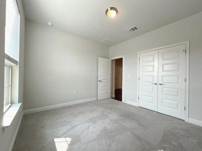 Building Photo - 7212 Jument Dr